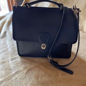 VINTAGE COACH WILLIS STATION BAG CROSSBODY BLACK